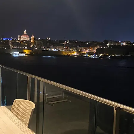 Seaview & Seafront- 9, 49 Tigne Point Mansions