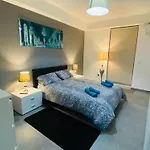 Seaview & Seafront- 9, 49 Tigne Point Mansions * Sliema
