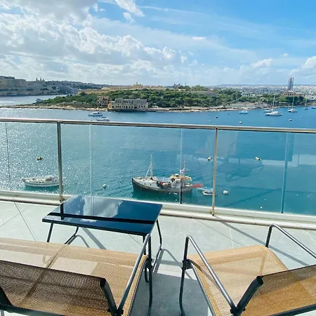Seaview & Seafront- 9, 49 Tigne Point Mansions Apartment Sliema